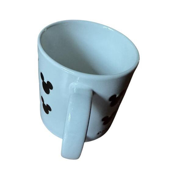 Disney Mickey Mouse Mug White Black Icon Silhouette Coffee Cup Ceramic Kitchen - Picture 4 of 6